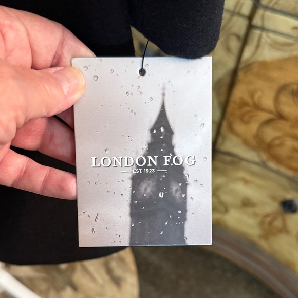 London Fog Black Wool Blend Pea Coat with Red and Gray Scarf - Picture 9 of 16